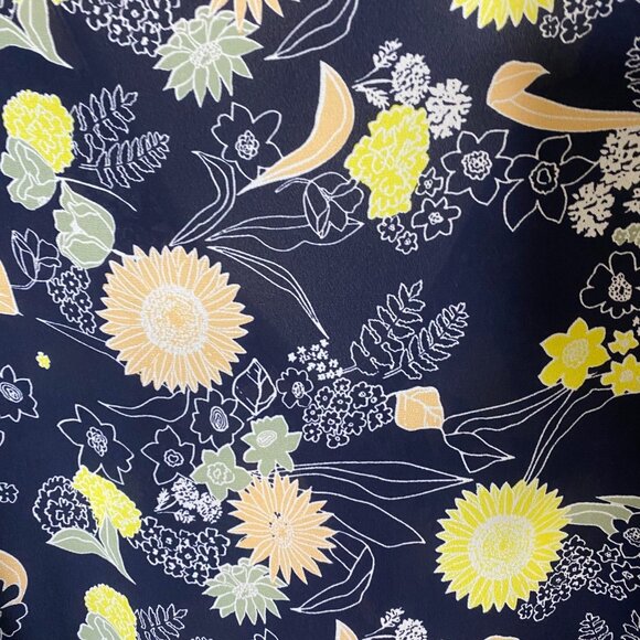 ModCloth Floral Blouse 1X Navy Button Front Tie Waist Boho Cottagecore Top - Picture 8 of 8